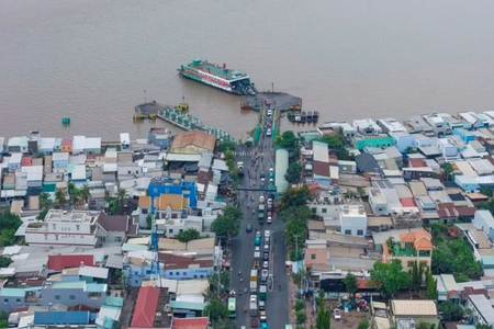 Chủ Đầu Tư Khu Đô Thị Lấn Biển Cần Giờ Tài Trợ 3 Phà 200 Tấn Cho Bến Bình Khánh