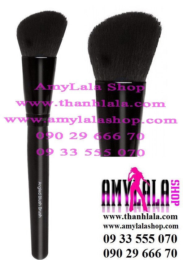 Cọ má hồng Studio Angled Blush Brush (Made in USA) - 0933555070 - 0902966670 - www.amylalashop.com -