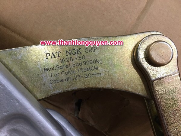 cóc kẹp cáp 1628-30 ngk chính hãng