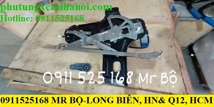 COMPA NÂNG KÍNH AUMAN 15 TẤN