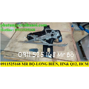 COMPA NÂNG KÍNH AUMAN 15 TẤN