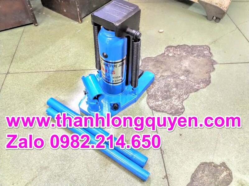 con đội móc 