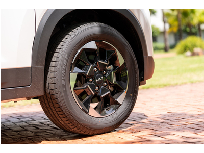 Kia New Sonet 1.5L AT