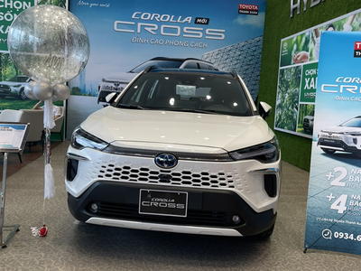 New Toyota Corolla Cross 1.8HV