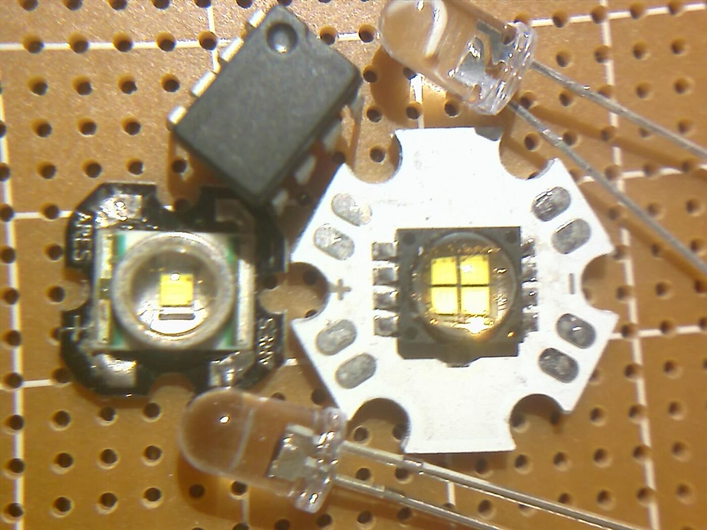 LED chip, LED module của hãng Cree, USA