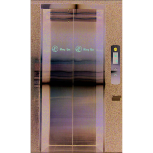 Khung bản rộng : inox sọc nhuyễn. Cánh cửa : inox sọc nhuyễn có logo