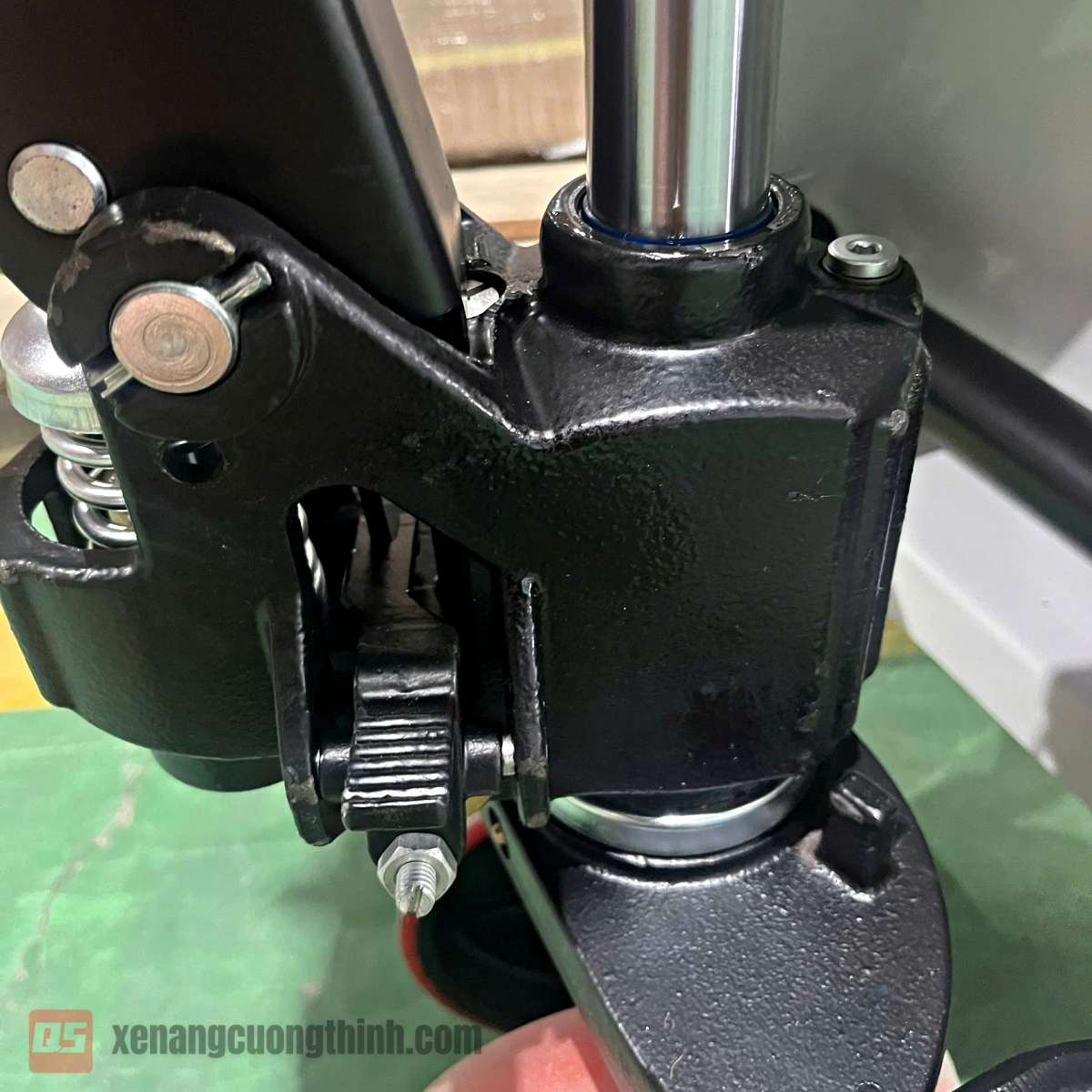 Cụm bơm xe nâng tay AC