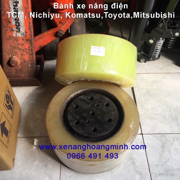 Bánh xe nâng điện PU 330x145- Bánh lái Nissan, Toyota, Nichiyu..