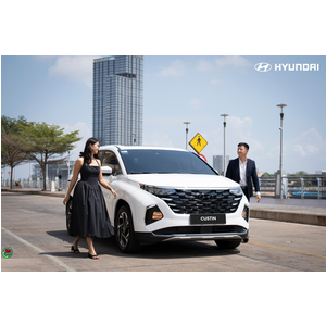 Hyundai Custin 2025 2.0 Turbo Cao Cấp Full Option Sang Trọng