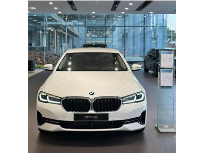 BMW 520i