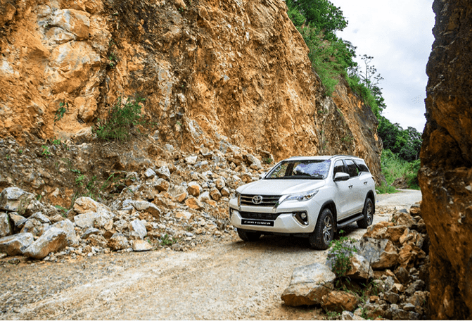Xe Toyota Fortuner máy dầu lắp ráp trong nước