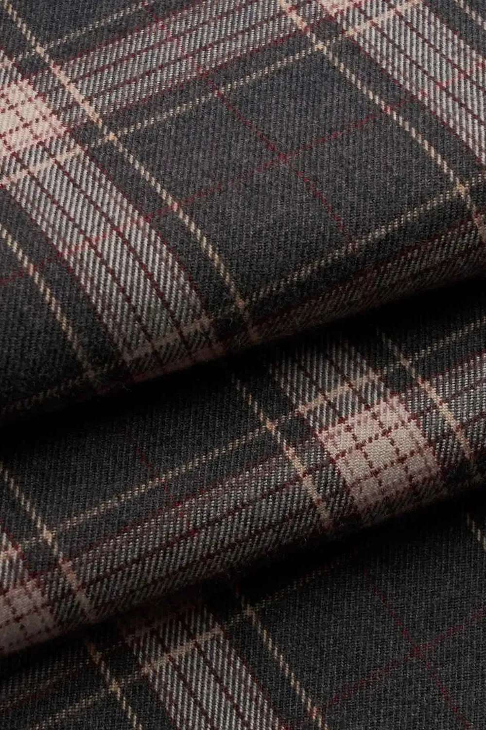 Đầm nữ caro cổ V. Aline