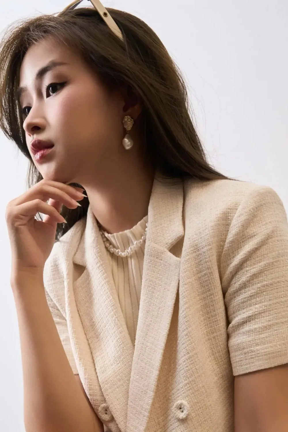 Áo blazer nữ tay ngắn vải tweed. Regular cropped