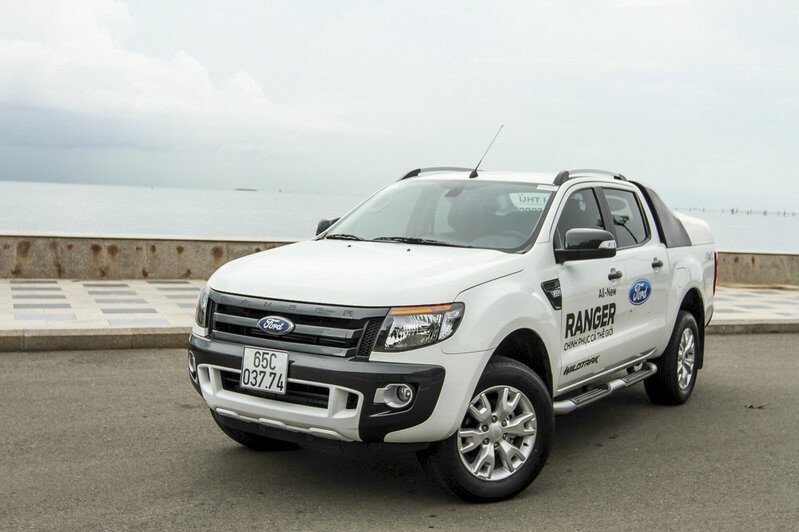 Đánh giá có nên mua Ford Ranger Wildtrak 2017 cũ không