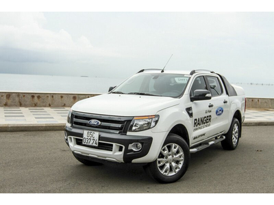 Đánh giá Ranger Wildtrak 3.2L 4x4 AT bản 2017 có gì nổi trội?