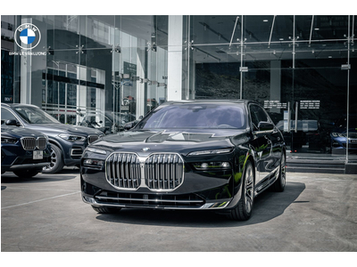 Đánh giá xe BMW 740i 2024