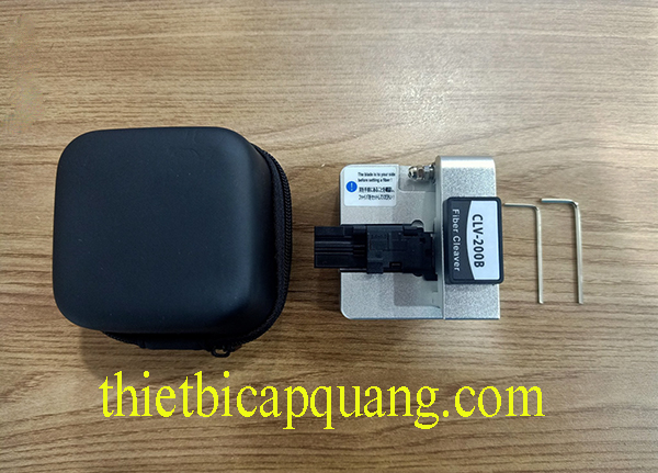 Dao cắt sợi quang TriBrer CLV-200B chính hãng