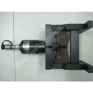 Đầu cắt thanh cái đồng thủy lực Kort CWC-160