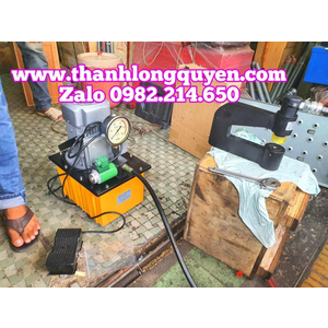 ĐẦU ĐỘT LỖ THỦY LỰC SYD-32BF VÀ BƠM ĐIỆN THỦY LỰC ĐẠP CHÂN ZCB6-5-A3