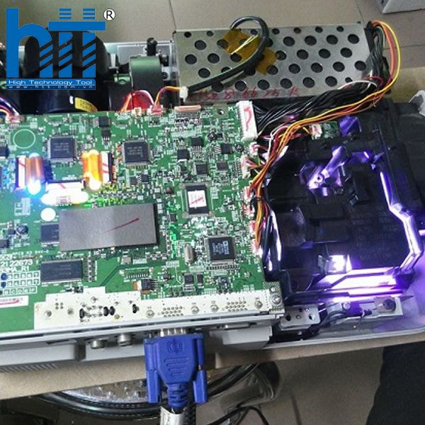 Dấu hiệu máy chiếu Optoma bị hư board điều khiển