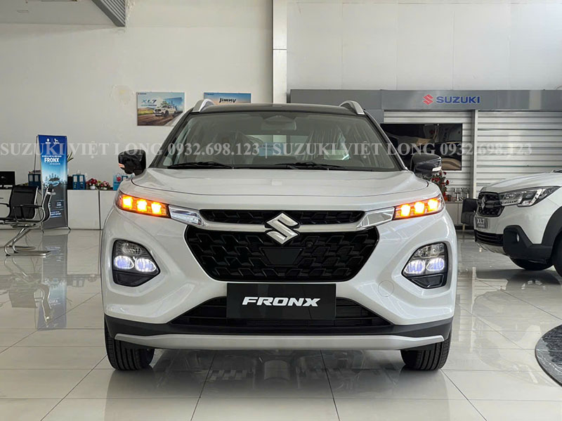 Hình ảnh phần đầu xe Suzuki Fronx GLX Plus - Phiên bản cao cấp nhất