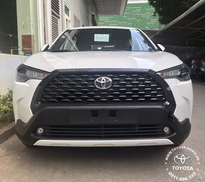 Đầu xe Toyota Corolla Cross 1.8G 2022, 2023 màu trắng ngọc trai
