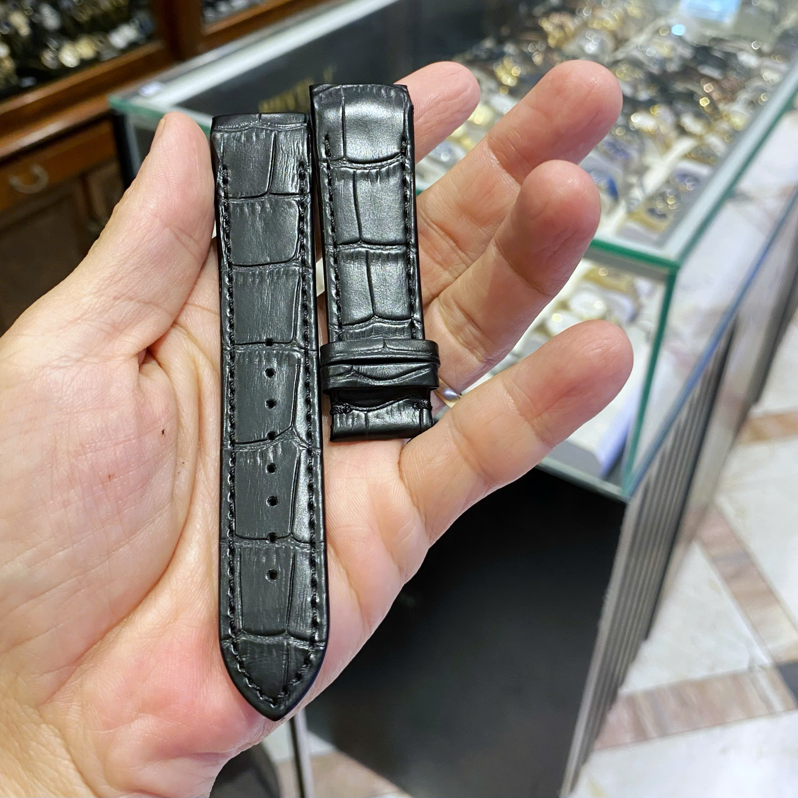 Dây Da Đầu Ôm Chính Hãng Thay Thế Cho Đồng Hồ Bentley