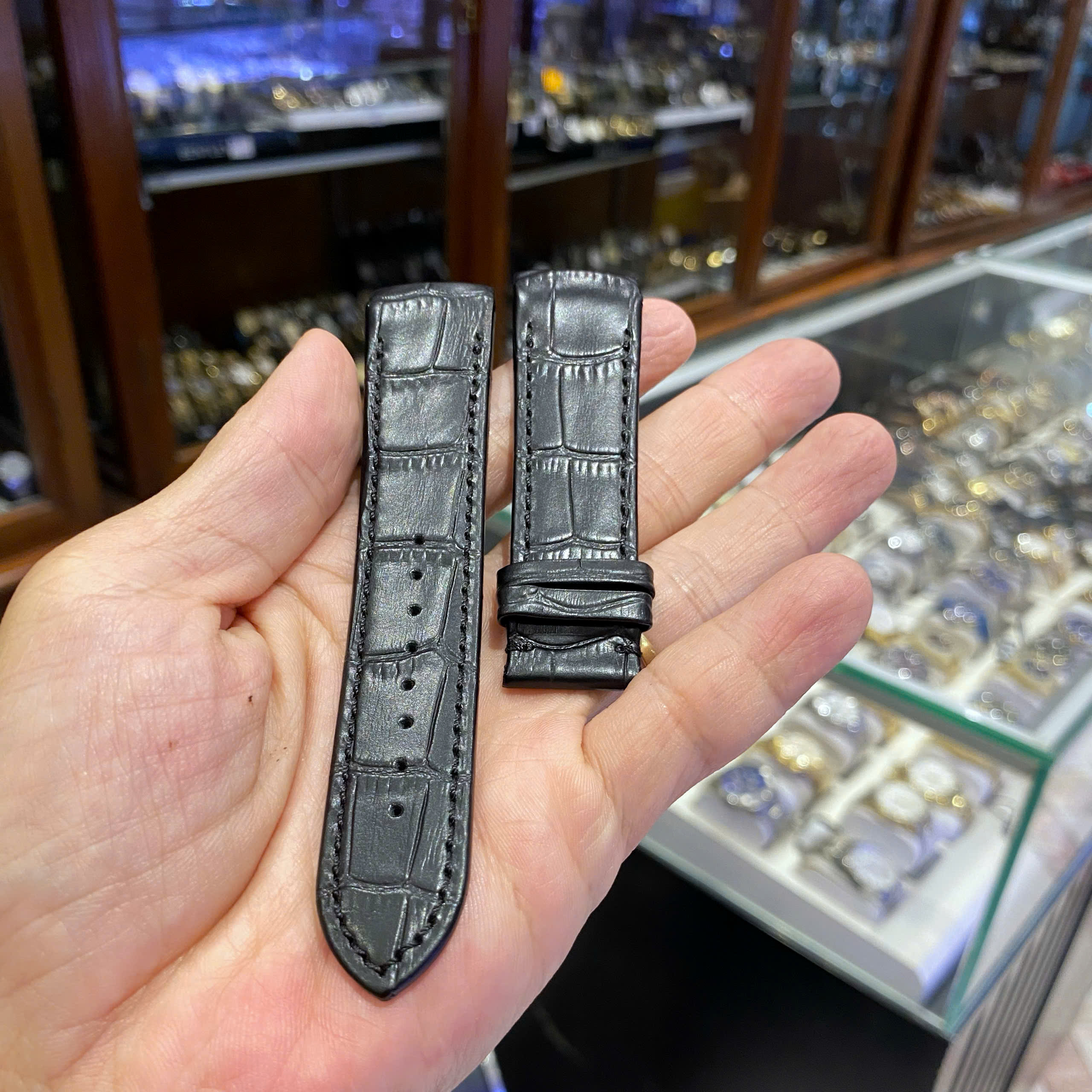 Dây Da Đầu Ôm Chính Hãng Thay Thế Cho Đồng Hồ Bentley