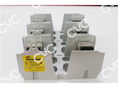 ĐẾ CẦU CHÌ BUSSMANN JM60200-3CR