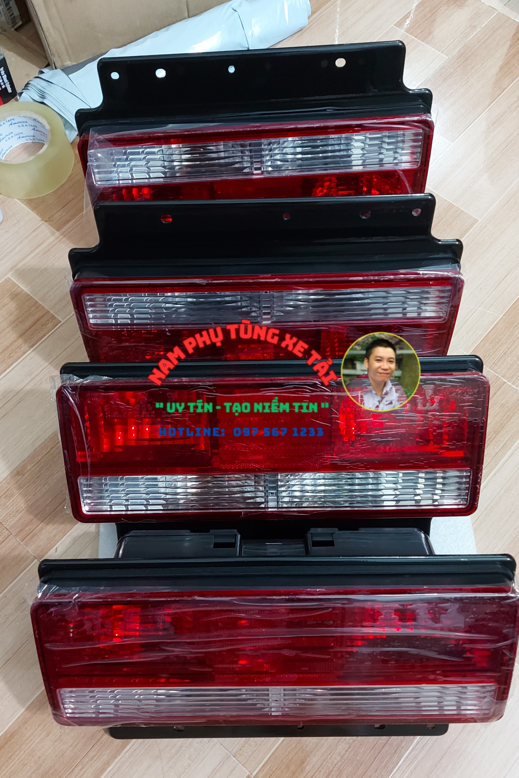 ĐÈN HẬU XE TẢI JAC N900 - CHÍNH HÃNG NHÀ MÁY JAC
