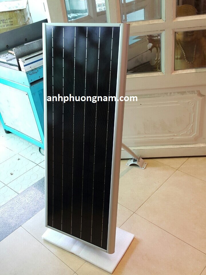 Đèn Led Năng Lượng Mặt Trời - Công Suất 30w