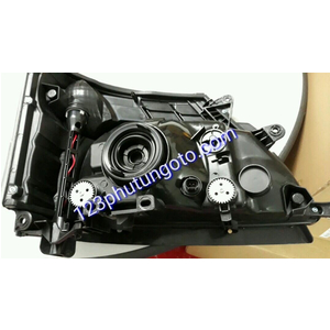 ĐÈN PHA HINO 300 SERIES LDT XZU730L 5,2 TẤN