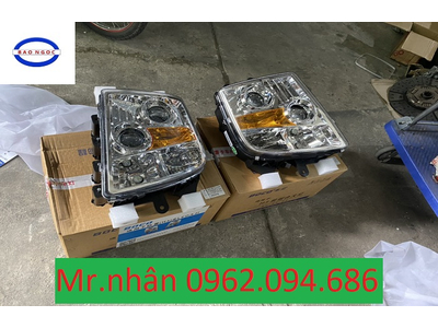 ĐÈN PHA LED THACO AUMAN 15 TẤN. HÀNG NHẬP KHẨU.