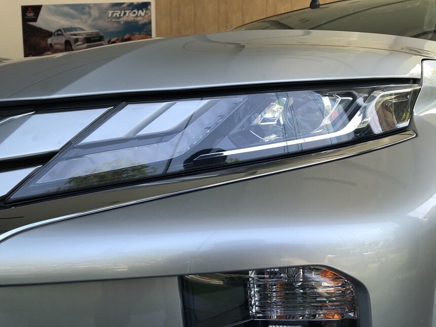Đèn pha LED xe bán tải Triton số tự động 1 cầu bản Premium