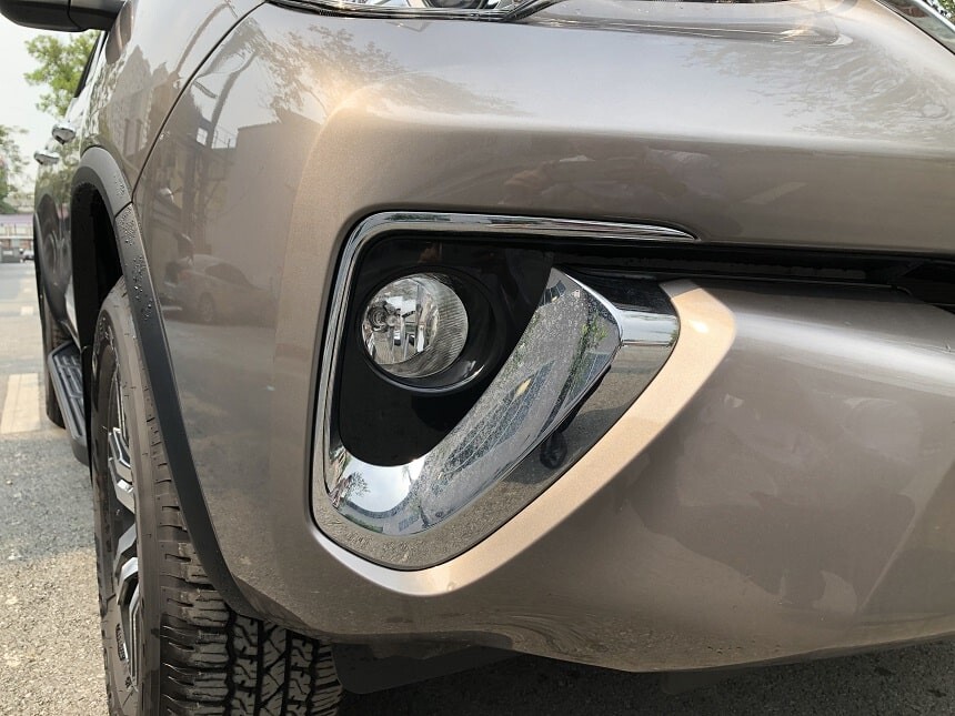 Đèn sương mù Fortuner 2.8 4x4 AT