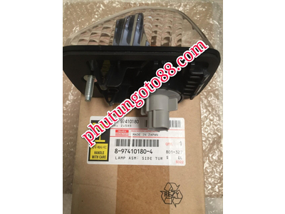 ĐÈN XI NHAN CÁNH CỬA XE TẢI ISUZU NQR 4HK1 - 5.2 LÍT 5 TẤN