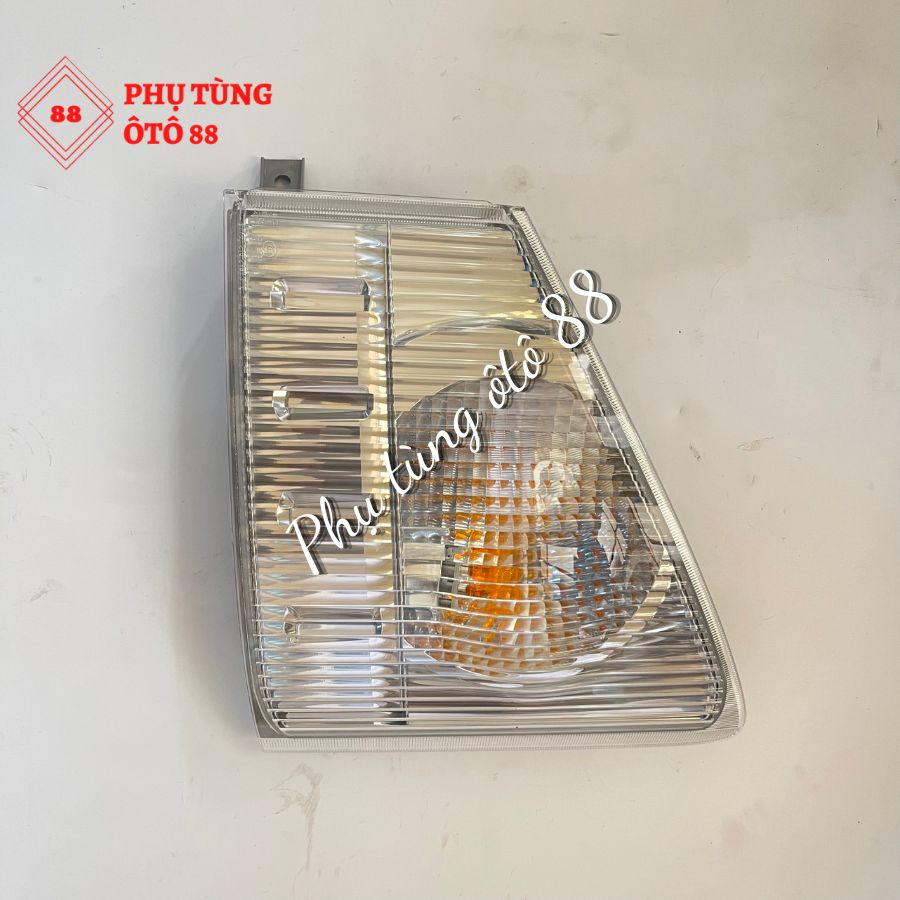 ĐÈN XI NHAN ĐẦU XE ISUZU ĐẦU VUÔNG - CHÍNH HÃNG