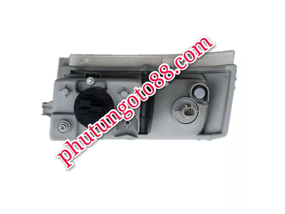 ĐÈN XI NHAN, ĐÈN GẦM XE TẢI ISUZU FVR, FVM 3 CHÂN 6HK1