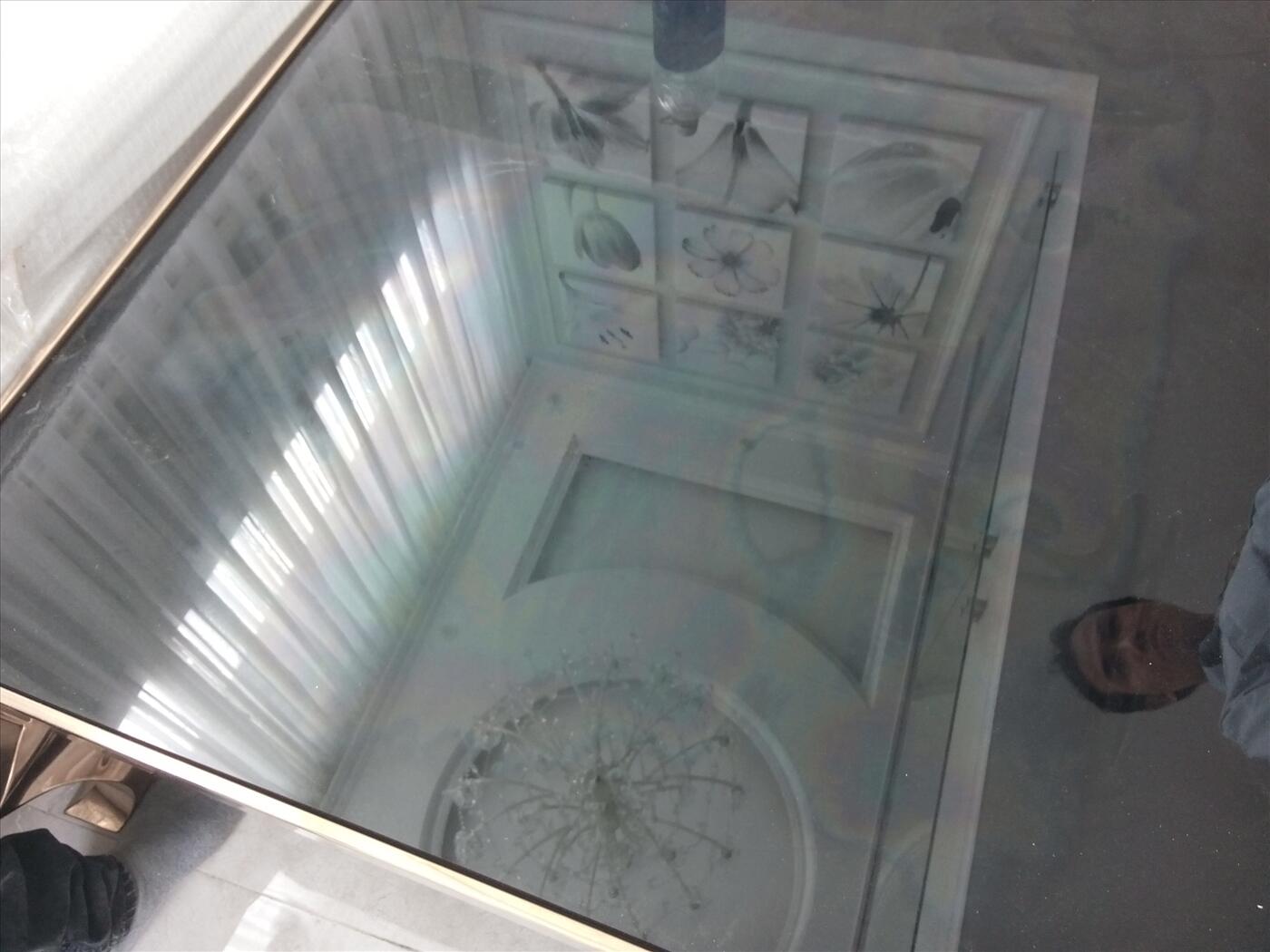 Dịch vụ phục hồi bàn kính tủ kính bị trầy xước