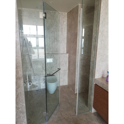 Dịch vụ phục hồi kính nhà tắm – cabin kính bị trầy xước, ố mốc