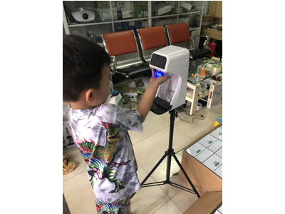 intelligent sensor soap dispenser F12 body temperature measurement for students and offices