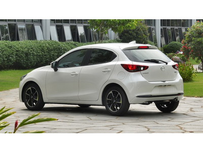 New Mazda 2 1.5 Sport Luxury