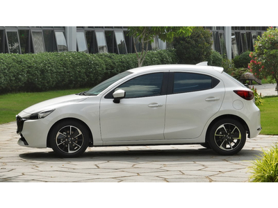 New Mazda 2 1.5 Sport Luxury