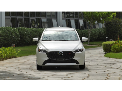 New Mazda 2 1.5 Sport Luxury