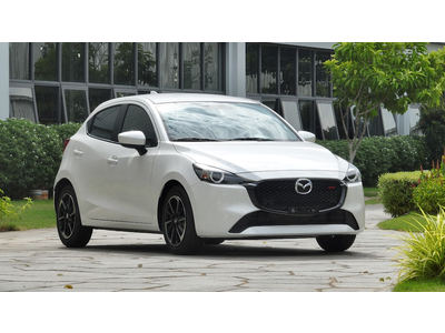 New Mazda 2 1.5 Sport Luxury