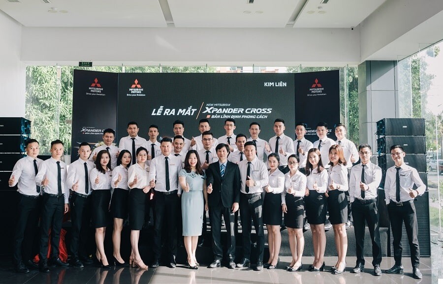 Đội ngũ nhân viên chuyên nghiệp của Mitsubishi Nghệ An