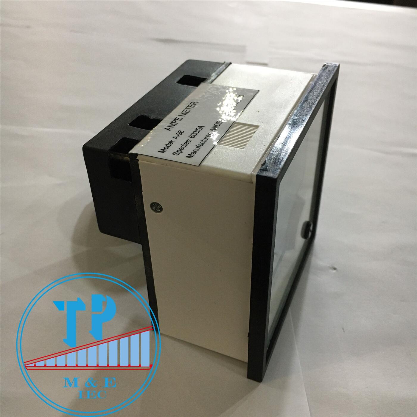 Đồng hồ Ampe 600/5A