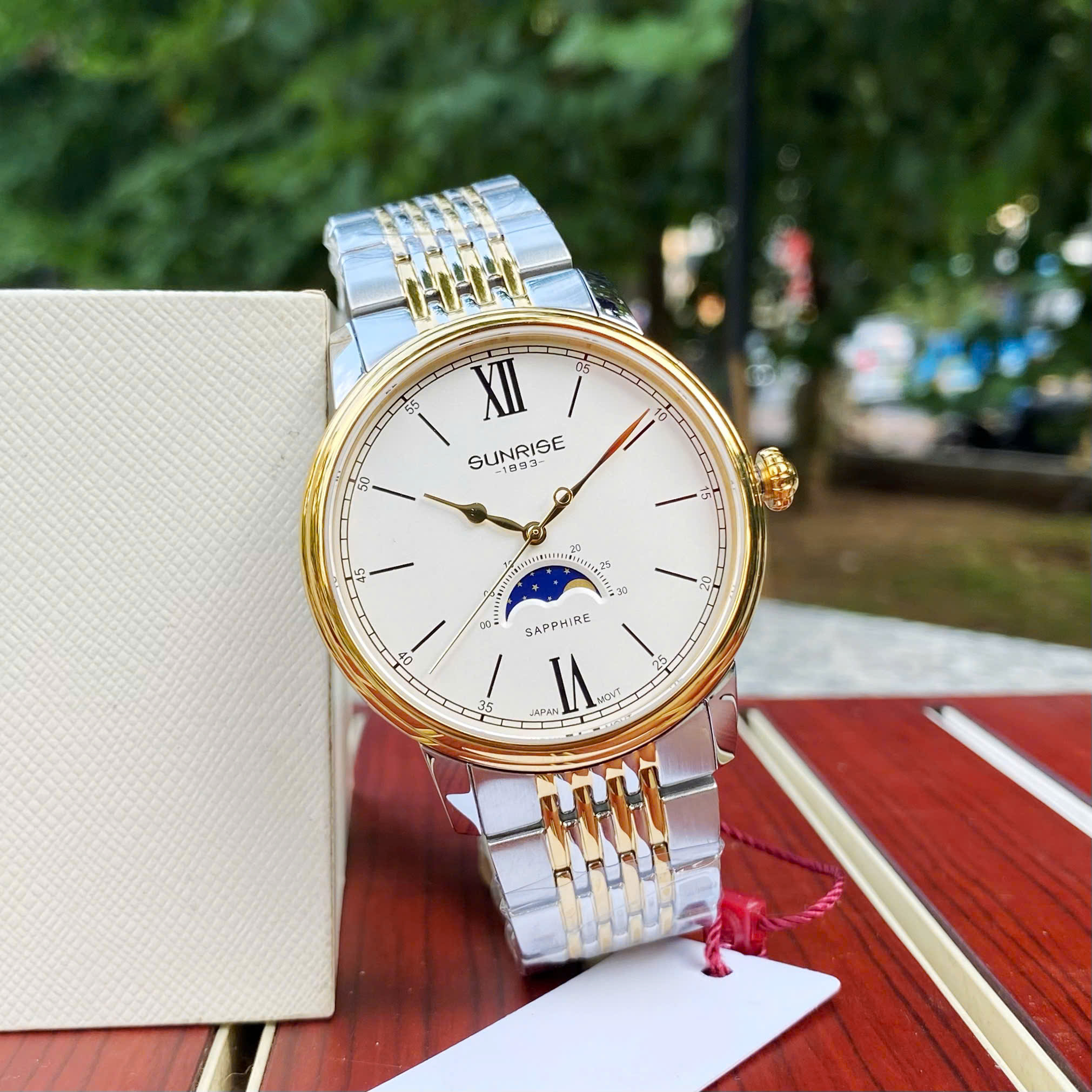 Đồng Hồ Nam Sunrise 1346SA: Sắc Xanh Lục Bảo Đẳng Cấp & Sang Trọng