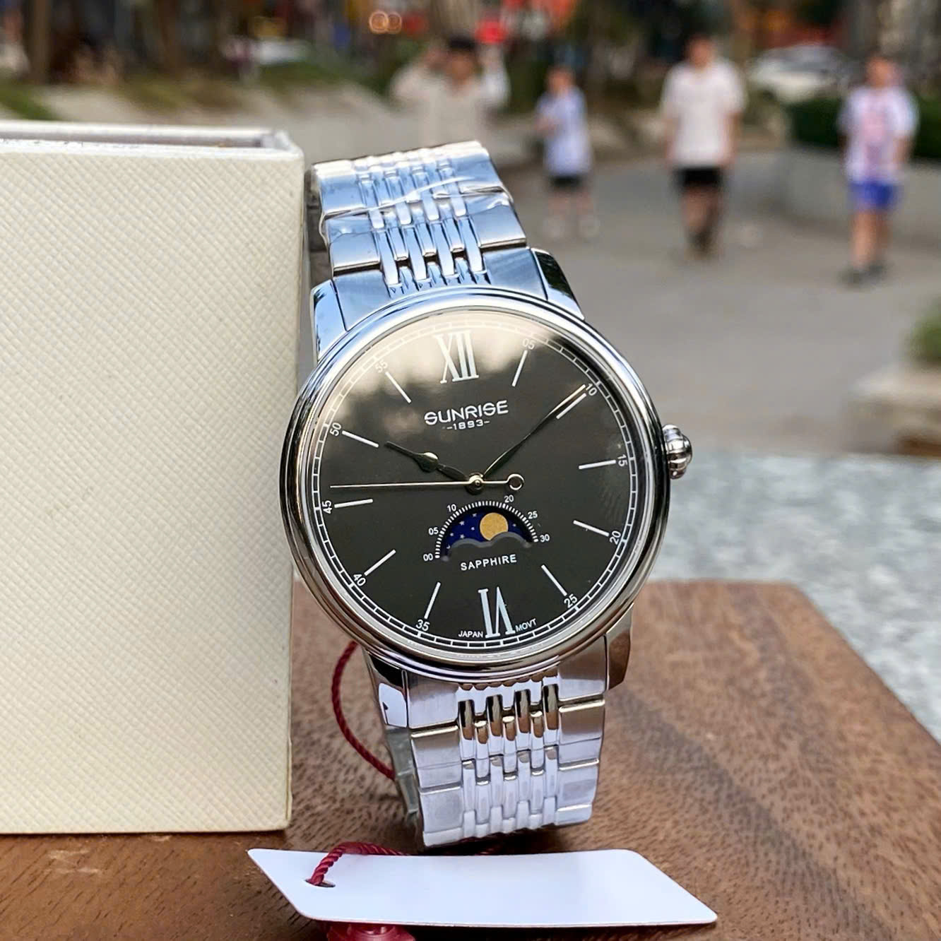 Đồng Hồ Nam Sunrise 1346SA: Sắc Xanh Lục Bảo Đẳng Cấp & Sang Trọng