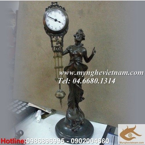 Đồng hồ thiếu nữ, đồng hồ bằng đồng